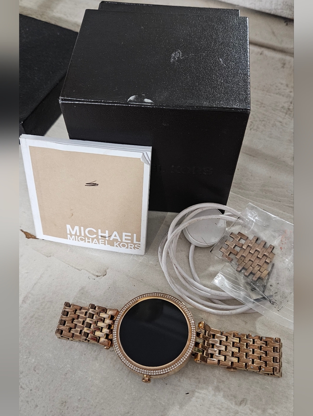 MK smart watch